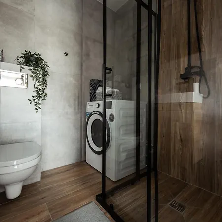 Urban Hideaway Terrace - Kaunas Clinics Apartment *